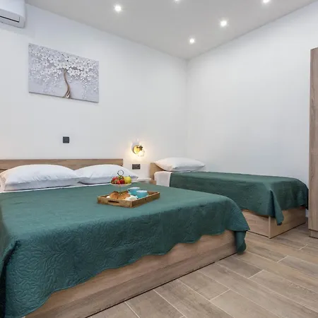 Apartments By The Sea Cove Zastupac, Hvar - 8761 Hvar Town Room photo
