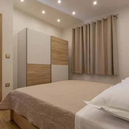 Apartments By The Sea Cove Zastupac, Hvar - 8761 Hvar Town Room photo