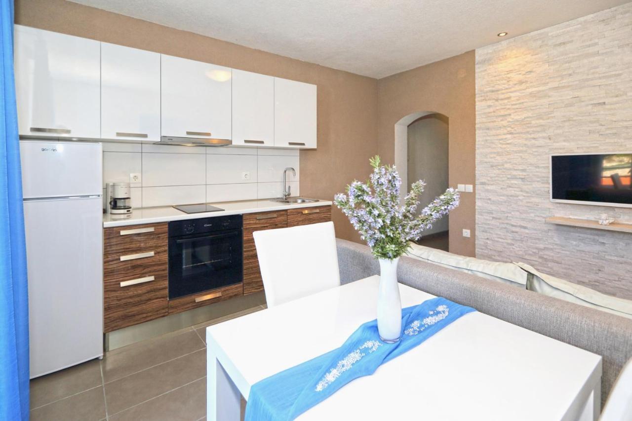 Apartment By The Sea Cove Zastupac, Hvar - 8761 Hvar Town