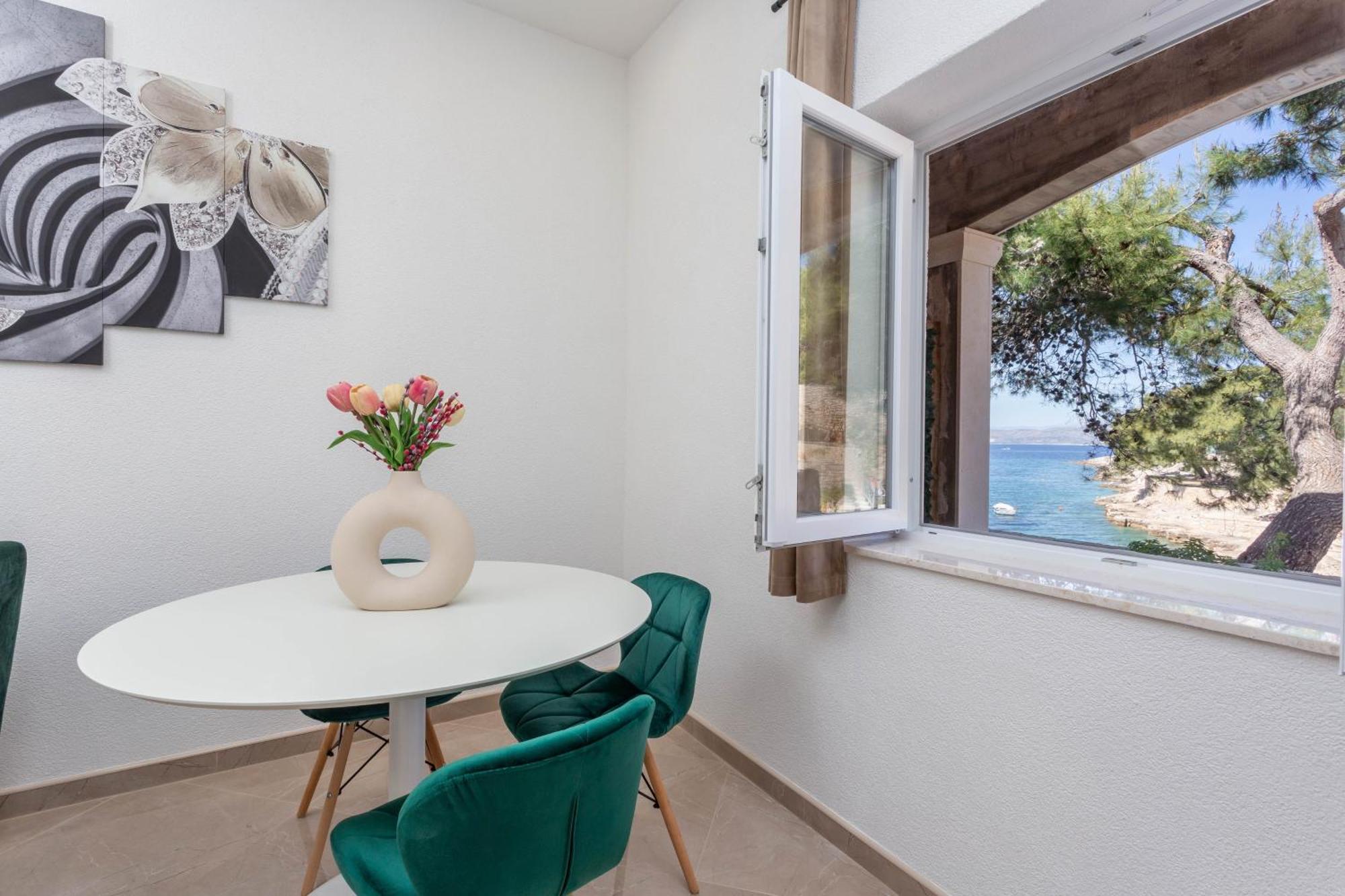 By The Sea Cove Zastupac, Hvar - 8761 Apartment *